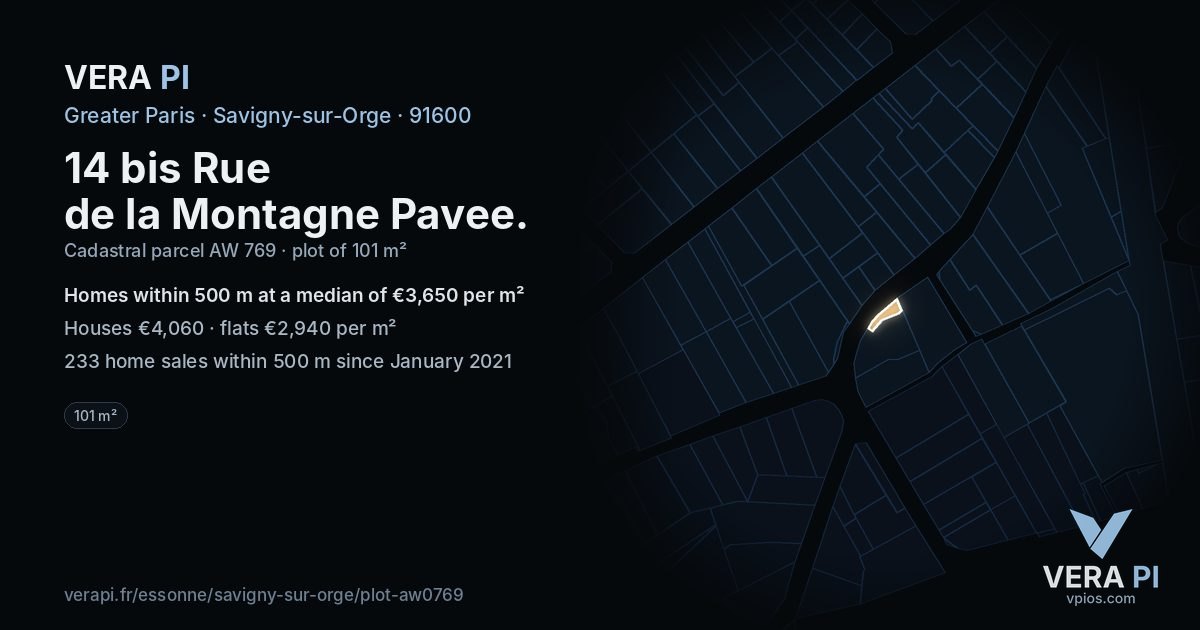 14 bis Rue de la Montagne Pavee, Savigny-sur-Orge at night – the plot lit, the parcels around coloured by the prices near them