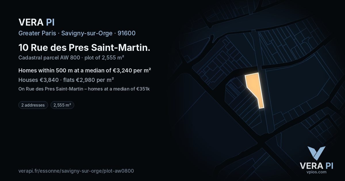 10 Rue des Pres Saint-Martin, Savigny-sur-Orge at night – the plot lit, the parcels around coloured by the prices near them