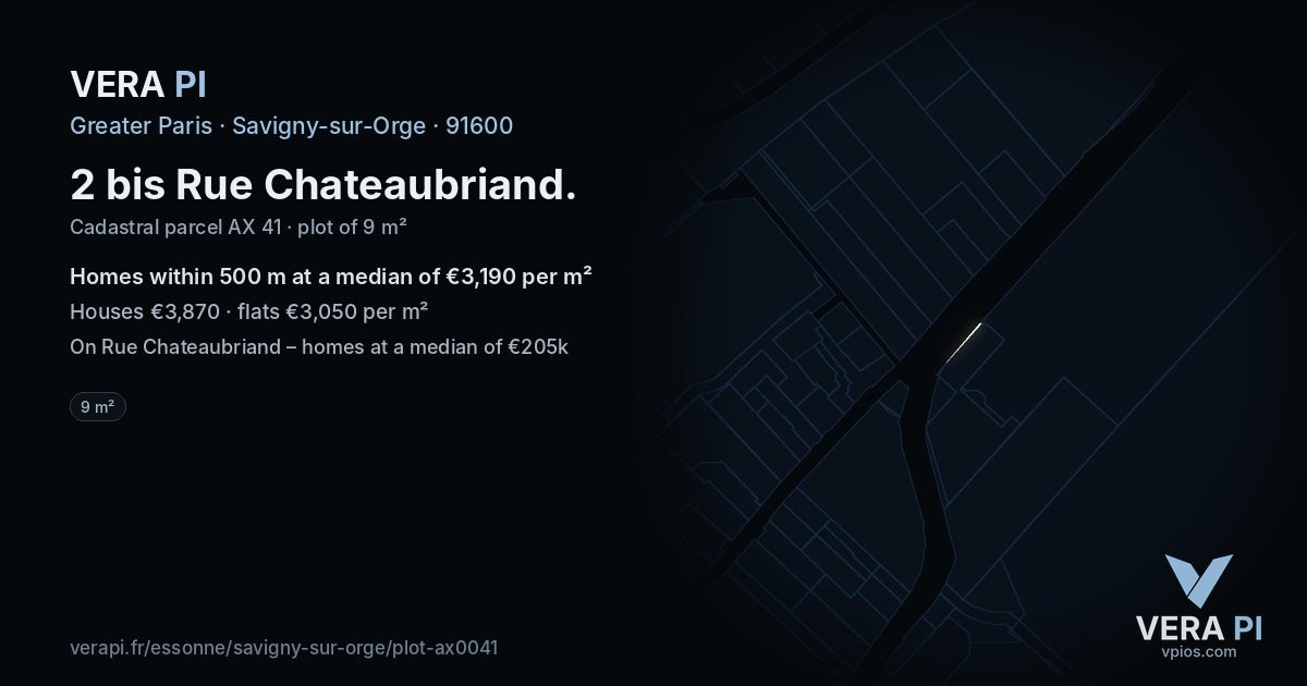 2 bis Rue Chateaubriand, Savigny-sur-Orge at night – the plot lit, the parcels around coloured by the prices near them