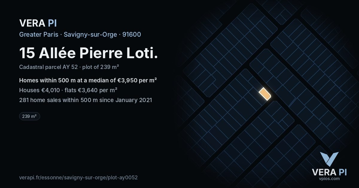 15 Allée Pierre Loti, Savigny-sur-Orge at night – the plot lit, the parcels around coloured by the prices near them