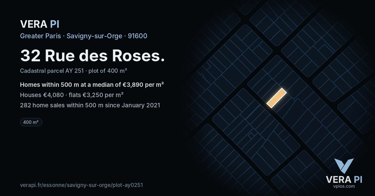 32 Rue des Roses, Savigny-sur-Orge at night – the plot lit, the parcels around coloured by the prices near them