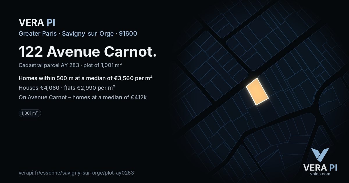 122 Avenue Carnot, Savigny-sur-Orge at night – the plot lit, the parcels around coloured by the prices near them