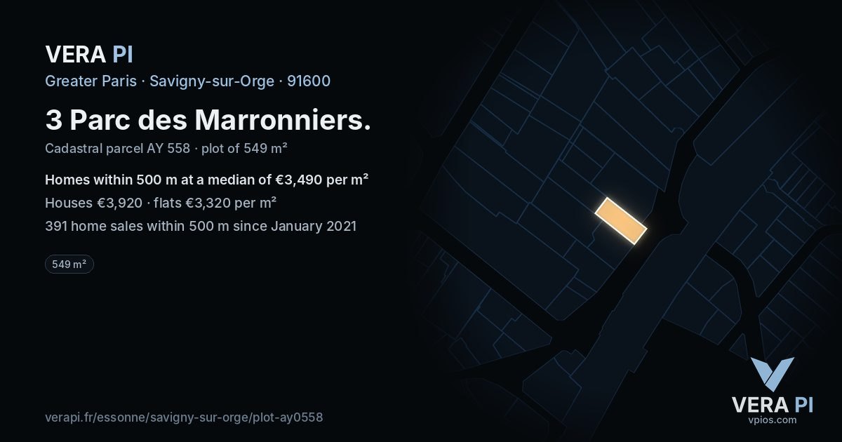 3 Parc des Marronniers, Savigny-sur-Orge at night – the plot lit, the parcels around coloured by the prices near them