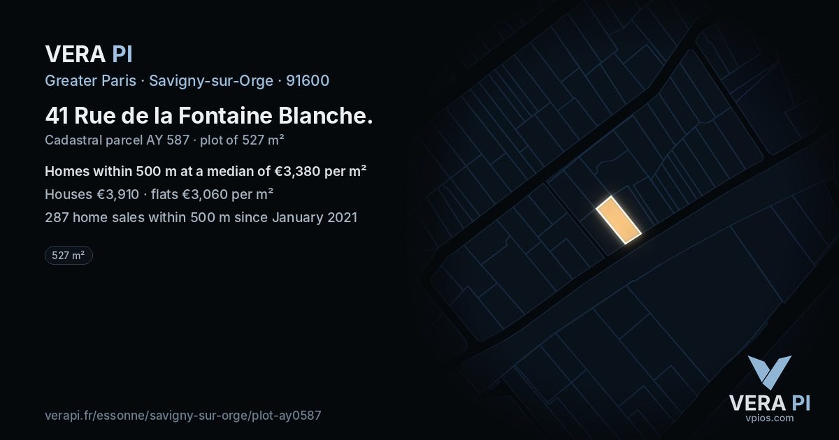 41 Rue de la Fontaine Blanche, Savigny-sur-Orge at night – the plot lit, the parcels around coloured by the prices near them