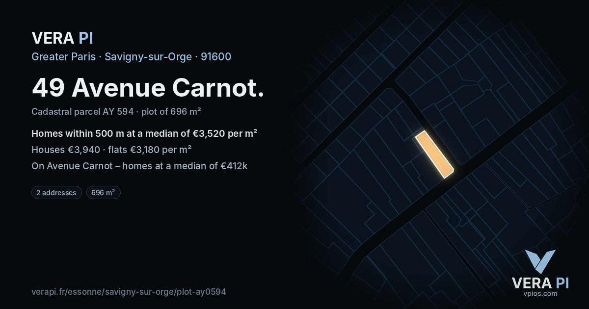 49 Avenue Carnot, Savigny-sur-Orge at night – the plot lit, the parcels around coloured by the prices near them