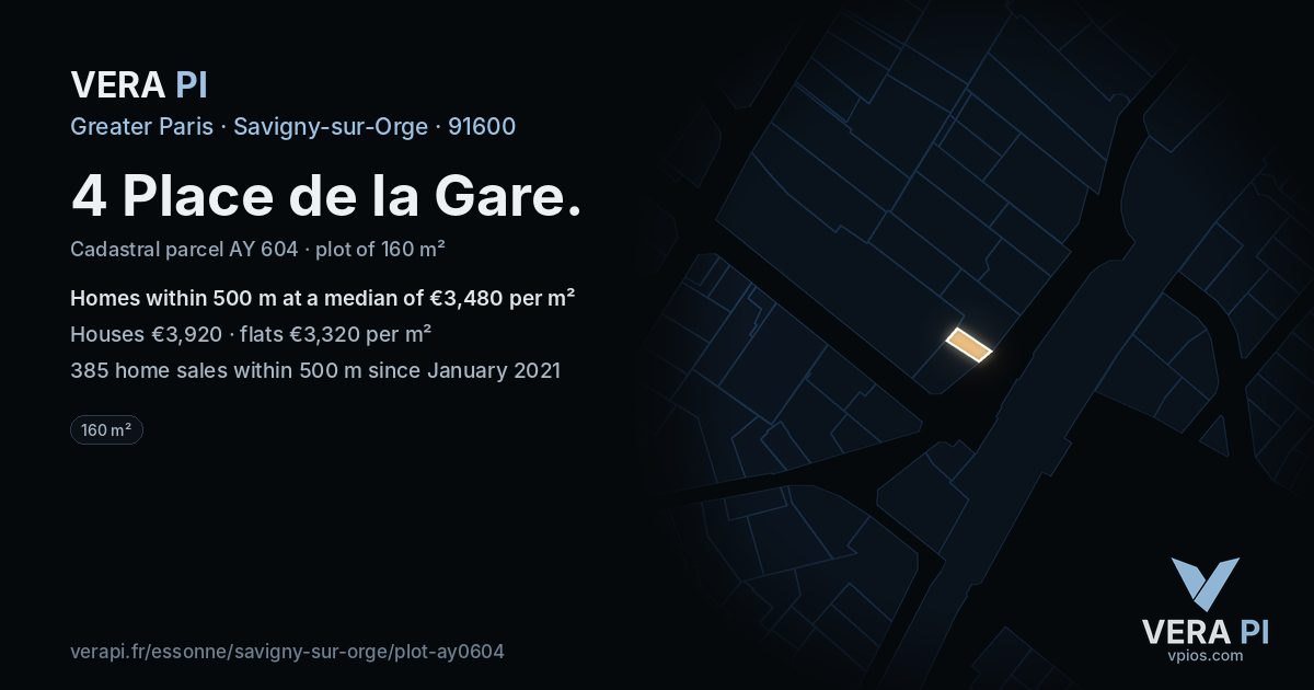 4 Place de la Gare, Savigny-sur-Orge at night – the plot lit, the parcels around coloured by the prices near them