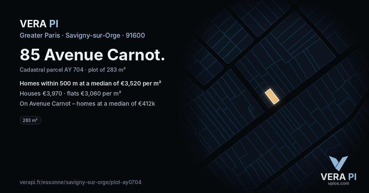 85 Avenue Carnot, Savigny-sur-Orge at night – the plot lit, the parcels around coloured by the prices near them