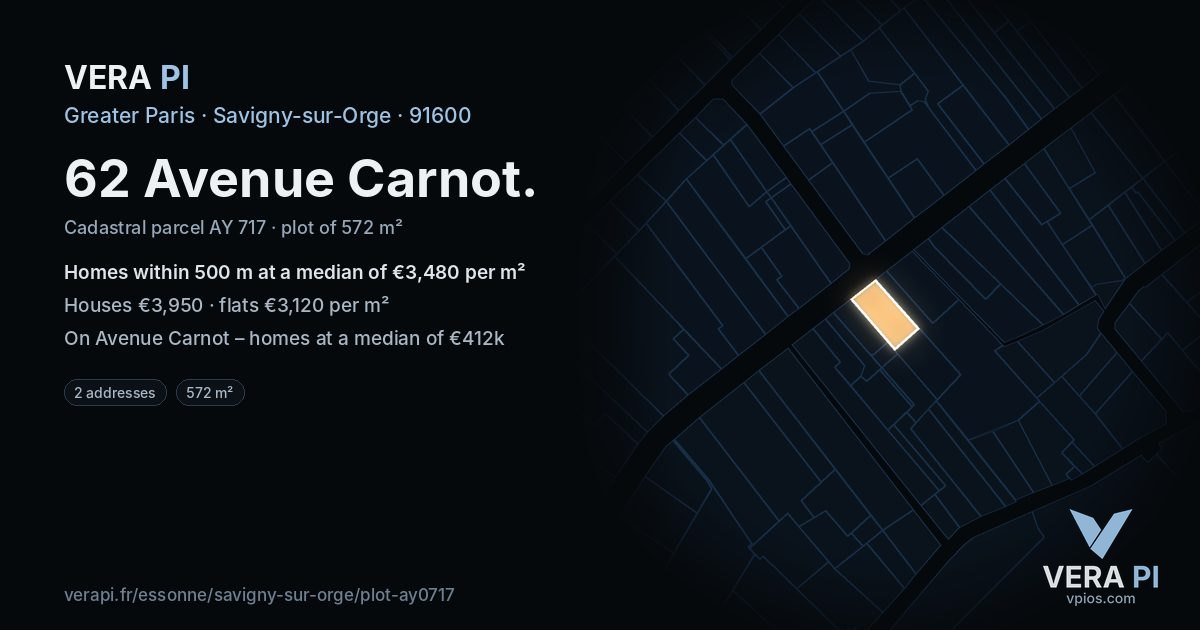 62 Avenue Carnot, Savigny-sur-Orge at night – the plot lit, the parcels around coloured by the prices near them