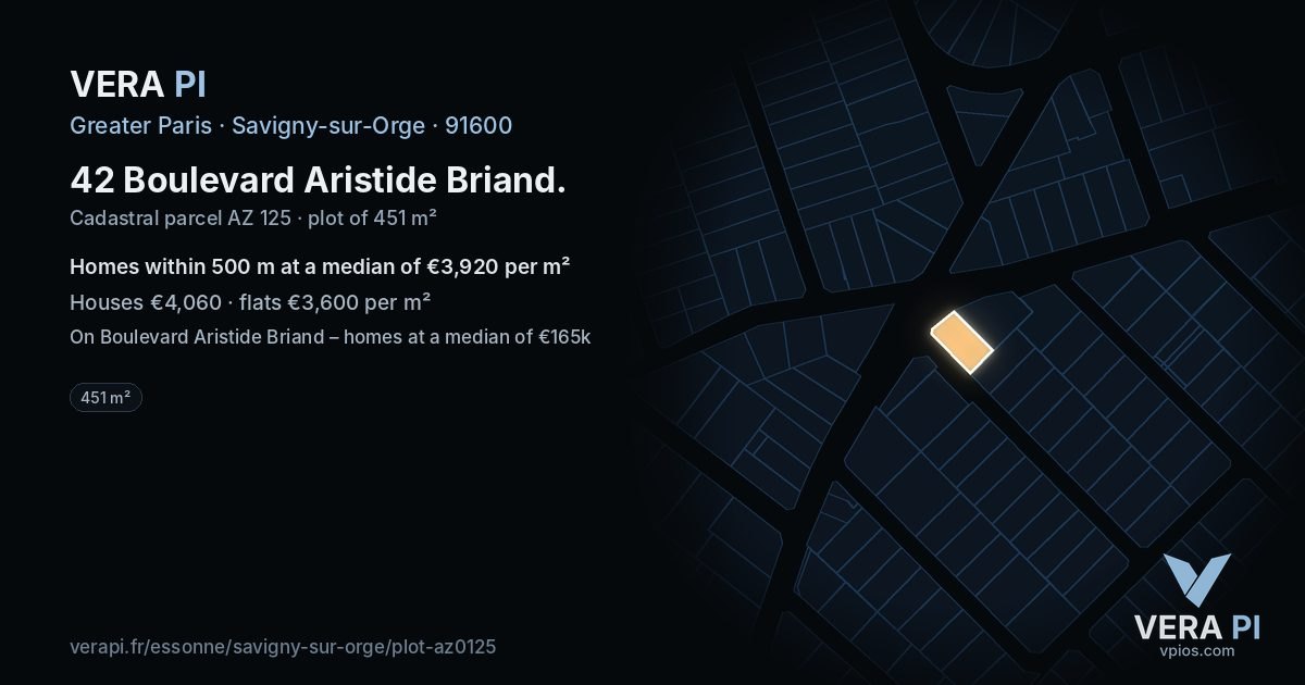 42 Boulevard Aristide Briand, Savigny-sur-Orge at night – the plot lit, the parcels around coloured by the prices near them