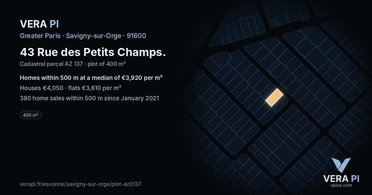 43 Rue des Petits Champs, Savigny-sur-Orge at night – the plot lit, the parcels around coloured by the prices near them