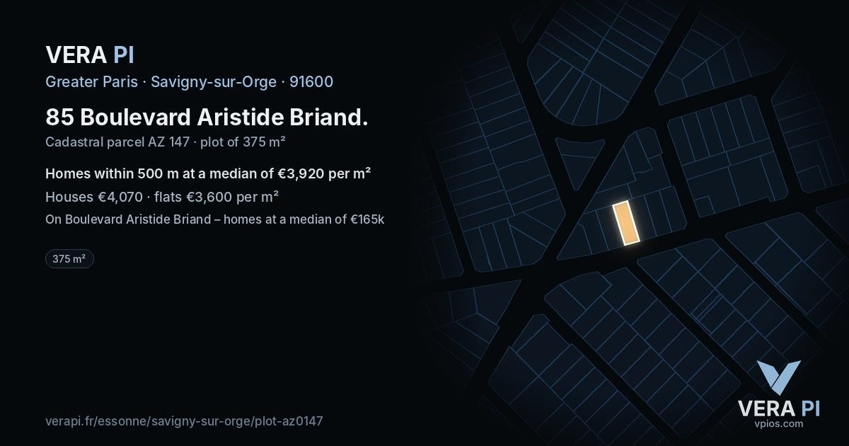 85 Boulevard Aristide Briand, Savigny-sur-Orge at night – the plot lit, the parcels around coloured by the prices near them