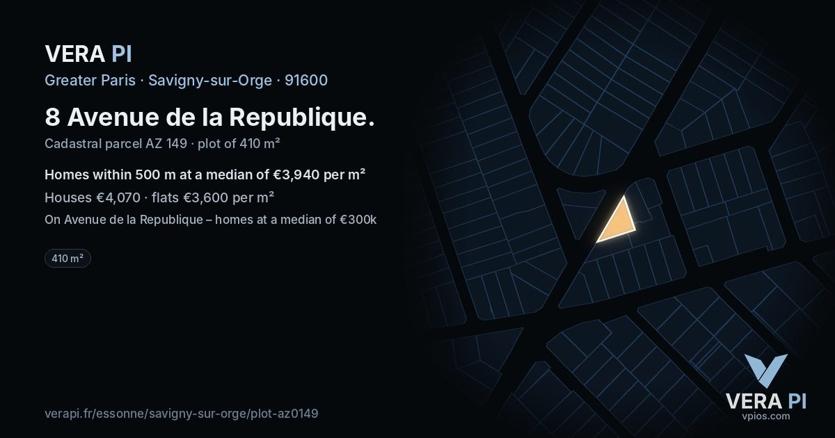 8 Avenue de la Republique, Savigny-sur-Orge at night – the plot lit, the parcels around coloured by the prices near them