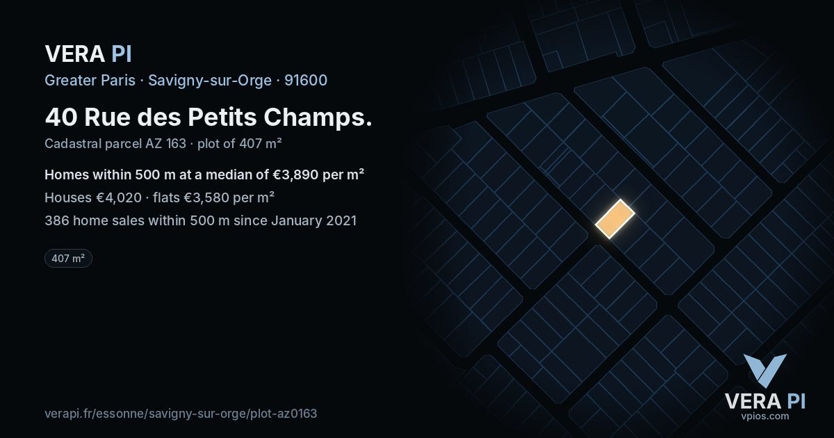 40 Rue des Petits Champs, Savigny-sur-Orge at night – the plot lit, the parcels around coloured by the prices near them