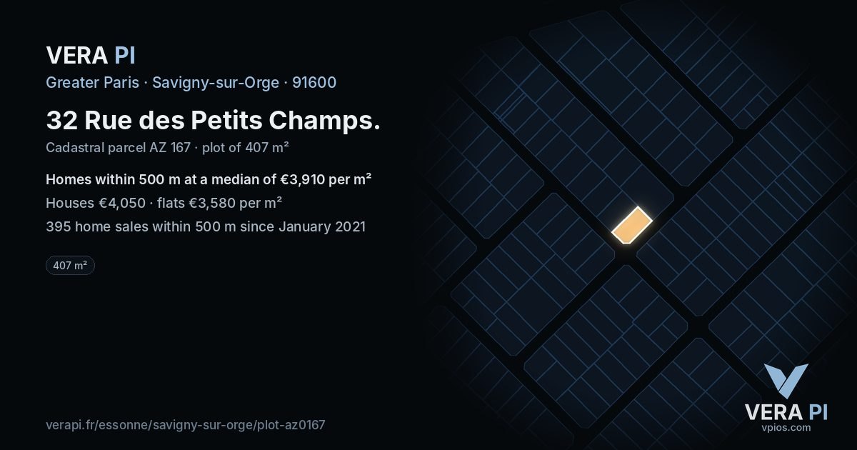 32 Rue des Petits Champs, Savigny-sur-Orge at night – the plot lit, the parcels around coloured by the prices near them