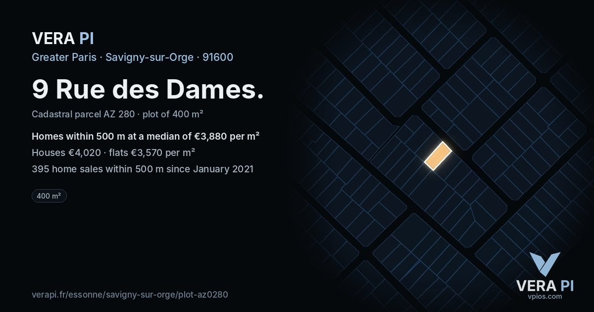 9 Rue des Dames, Savigny-sur-Orge at night – the plot lit, the parcels around coloured by the prices near them
