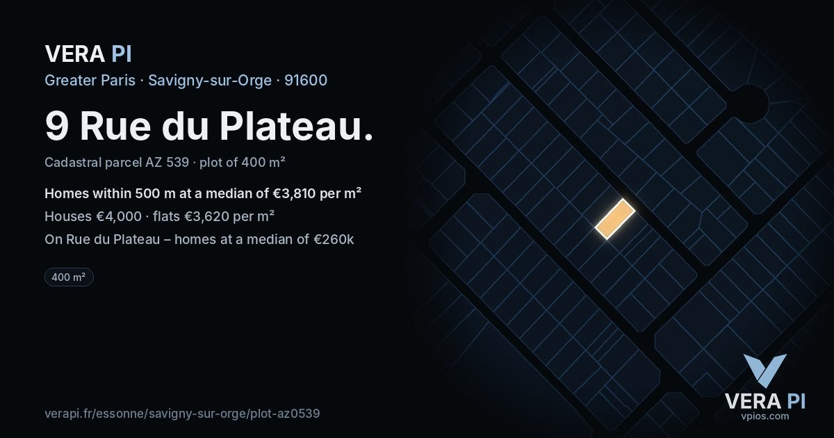 9 Rue du Plateau, Savigny-sur-Orge at night – the plot lit, the parcels around coloured by the prices near them