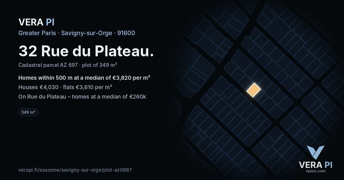 32 Rue du Plateau, Savigny-sur-Orge at night – the plot lit, the parcels around coloured by the prices near them