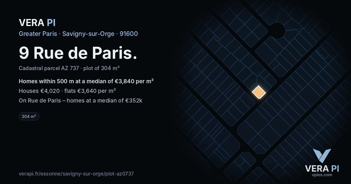 9 Rue de Paris, Savigny-sur-Orge at night – the plot lit, the parcels around coloured by the prices near them