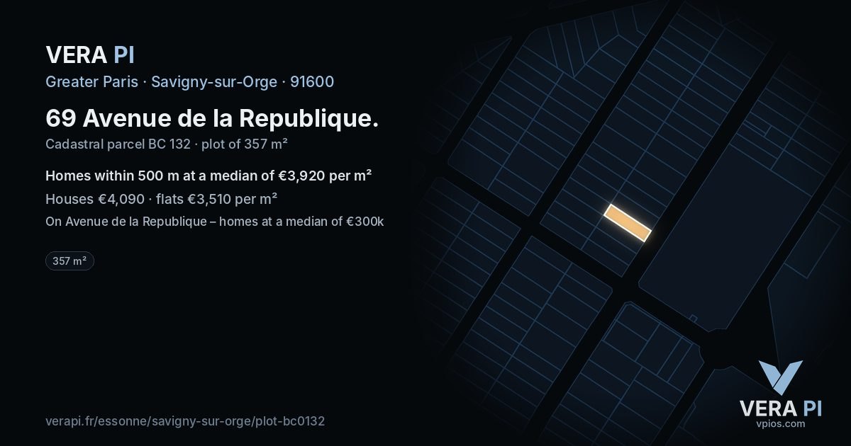 69 Avenue de la Republique, Savigny-sur-Orge at night – the plot lit, the parcels around coloured by the prices near them