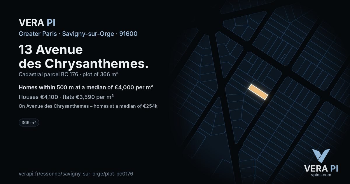 13 Avenue des Chrysanthemes, Savigny-sur-Orge at night – the plot lit, the parcels around coloured by the prices near them