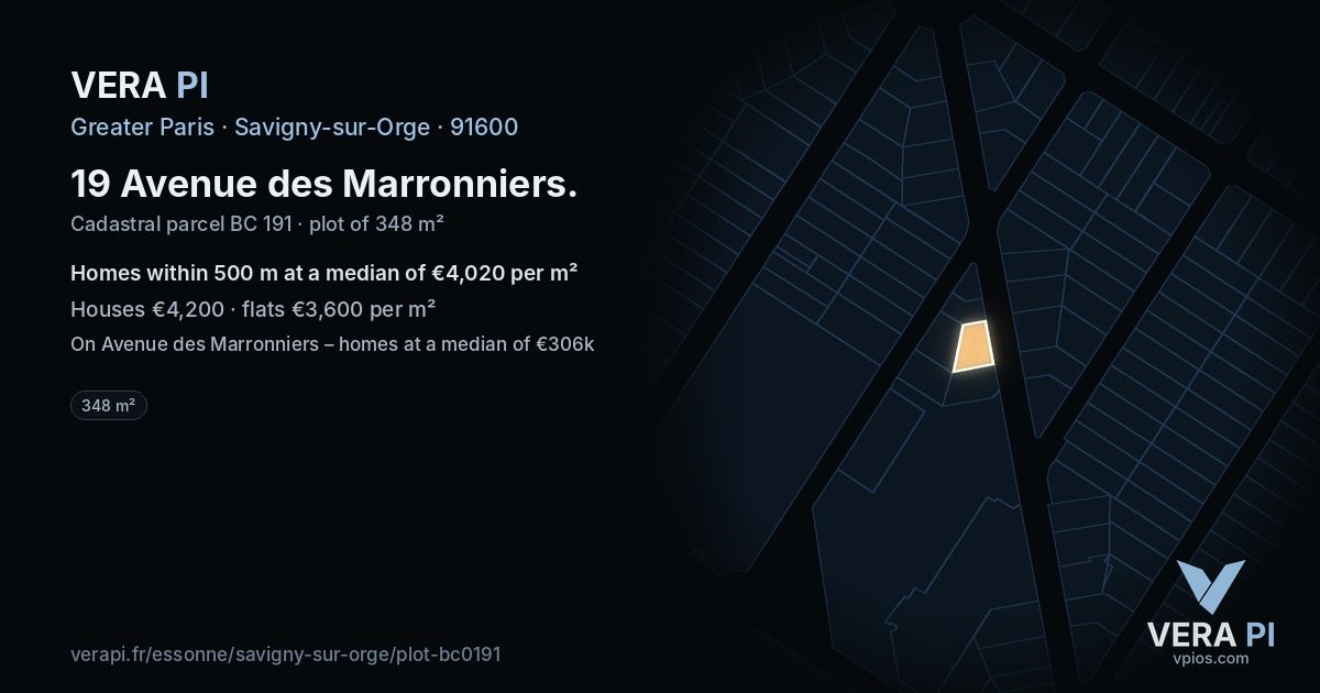 19 Avenue des Marronniers, Savigny-sur-Orge at night – the plot lit, the parcels around coloured by the prices near them