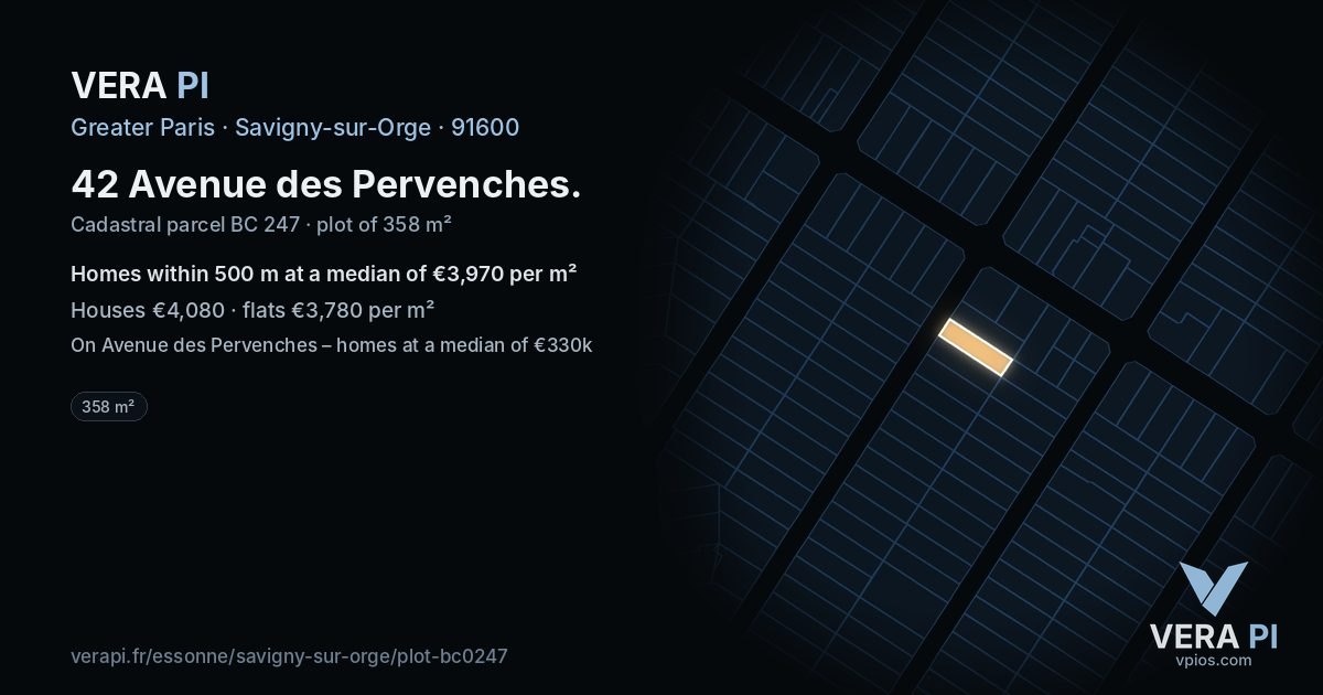 42 Avenue des Pervenches, Savigny-sur-Orge at night – the plot lit, the parcels around coloured by the prices near them