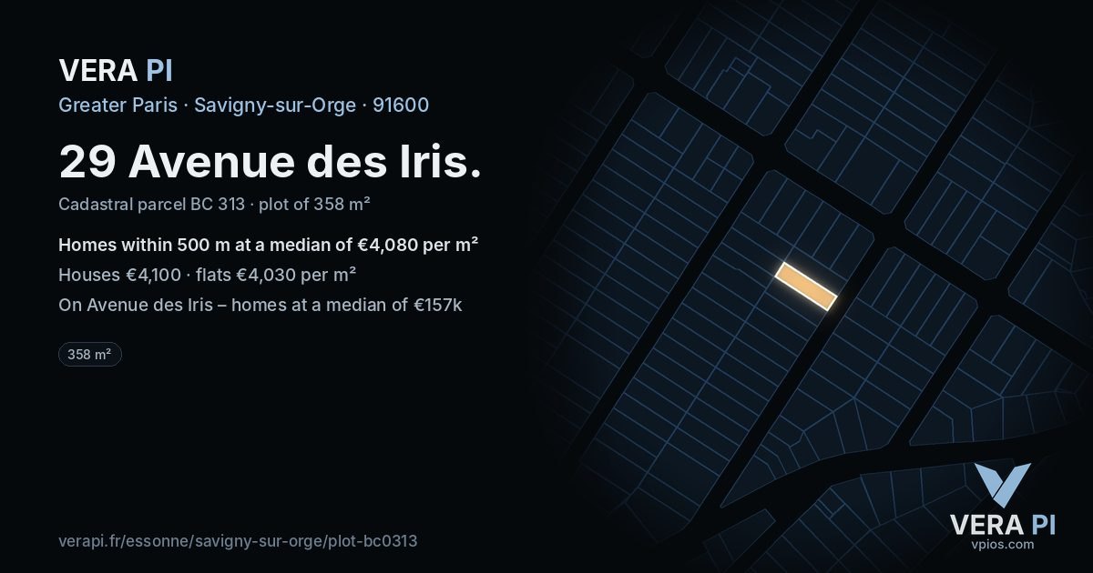 29 Avenue des Iris, Savigny-sur-Orge at night – the plot lit, the parcels around coloured by the prices near them