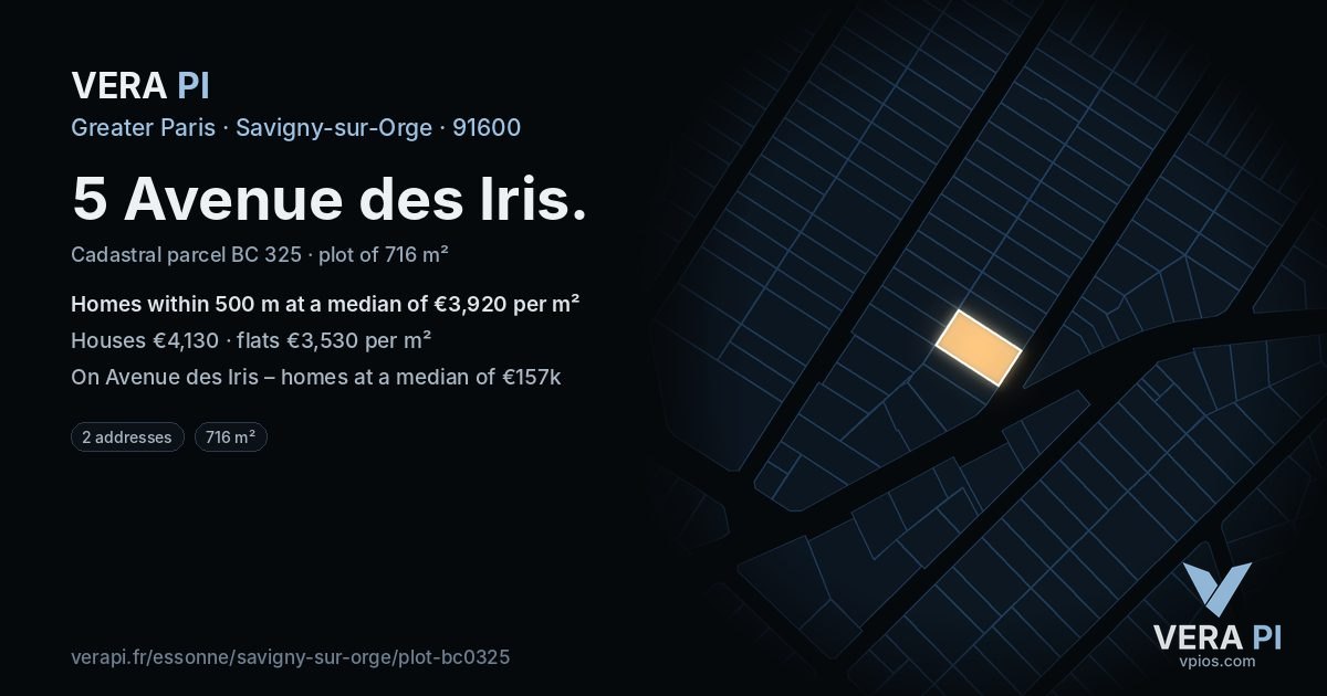 5 Avenue des Iris, Savigny-sur-Orge at night – the plot lit, the parcels around coloured by the prices near them