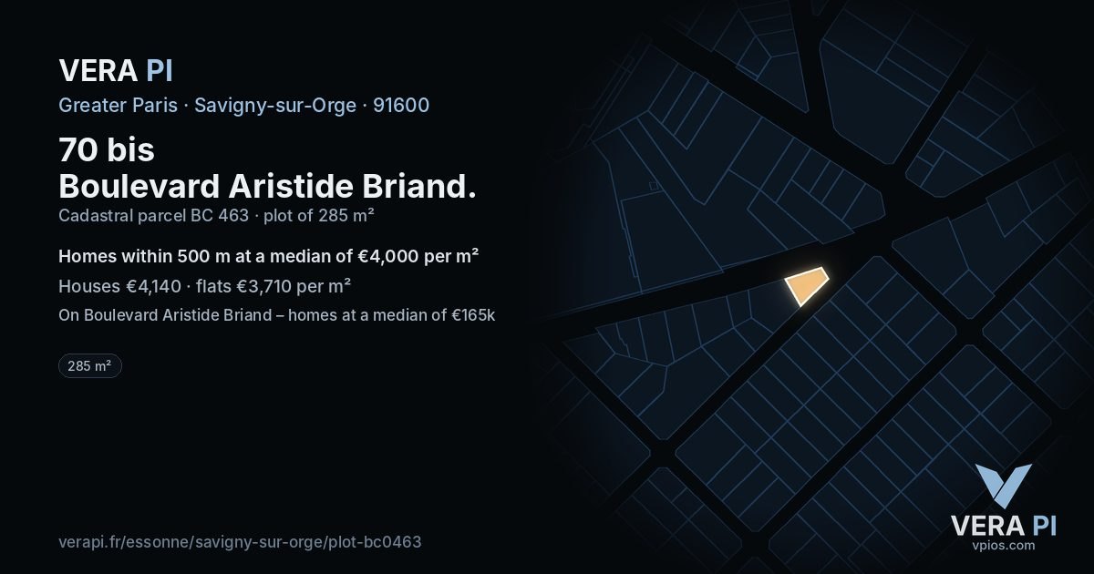 70 bis Boulevard Aristide Briand, Savigny-sur-Orge at night – the plot lit, the parcels around coloured by the prices near them