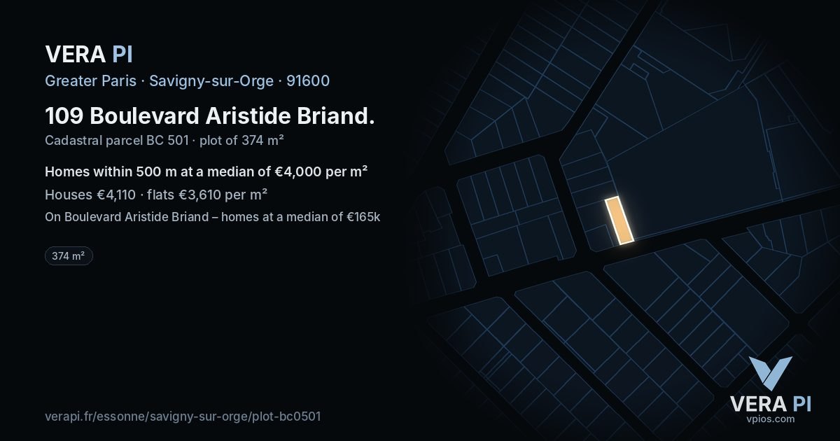 109 Boulevard Aristide Briand, Savigny-sur-Orge at night – the plot lit, the parcels around coloured by the prices near them
