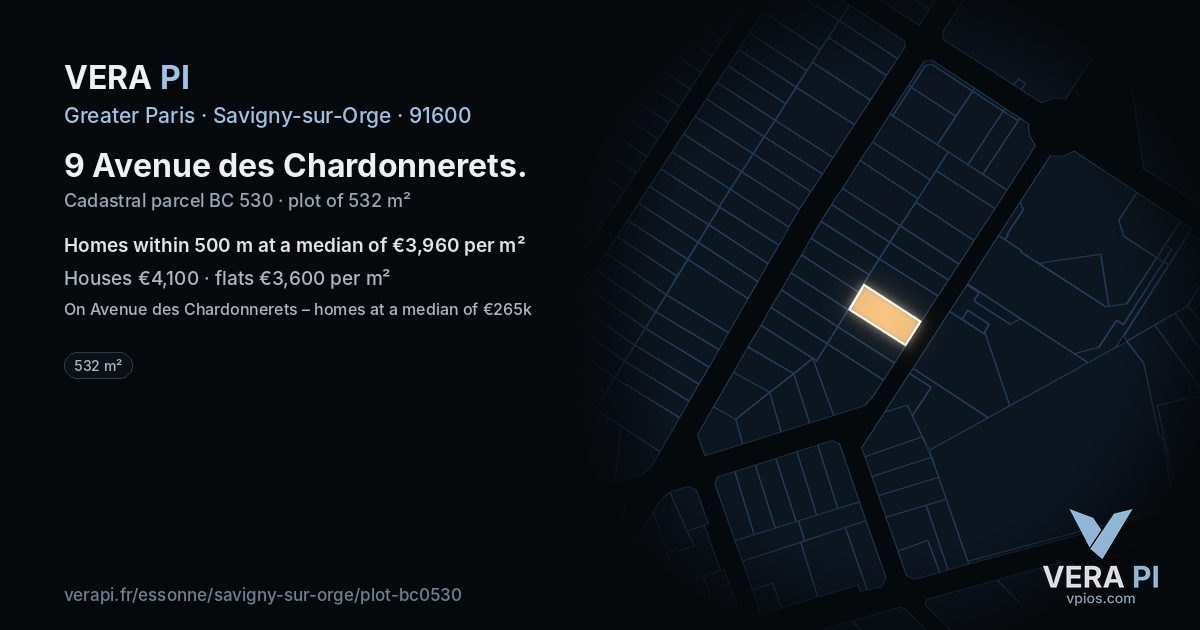 9 Avenue des Chardonnerets, Savigny-sur-Orge at night – the plot lit, the parcels around coloured by the prices near them