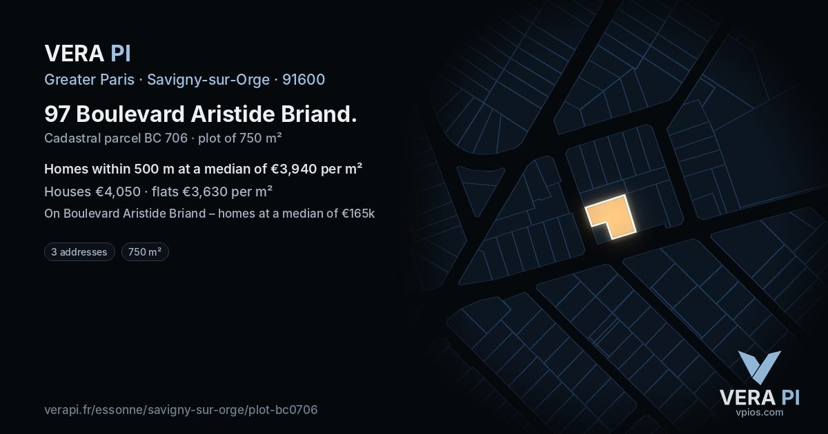 97 Boulevard Aristide Briand, Savigny-sur-Orge at night – the plot lit, the parcels around coloured by the prices near them