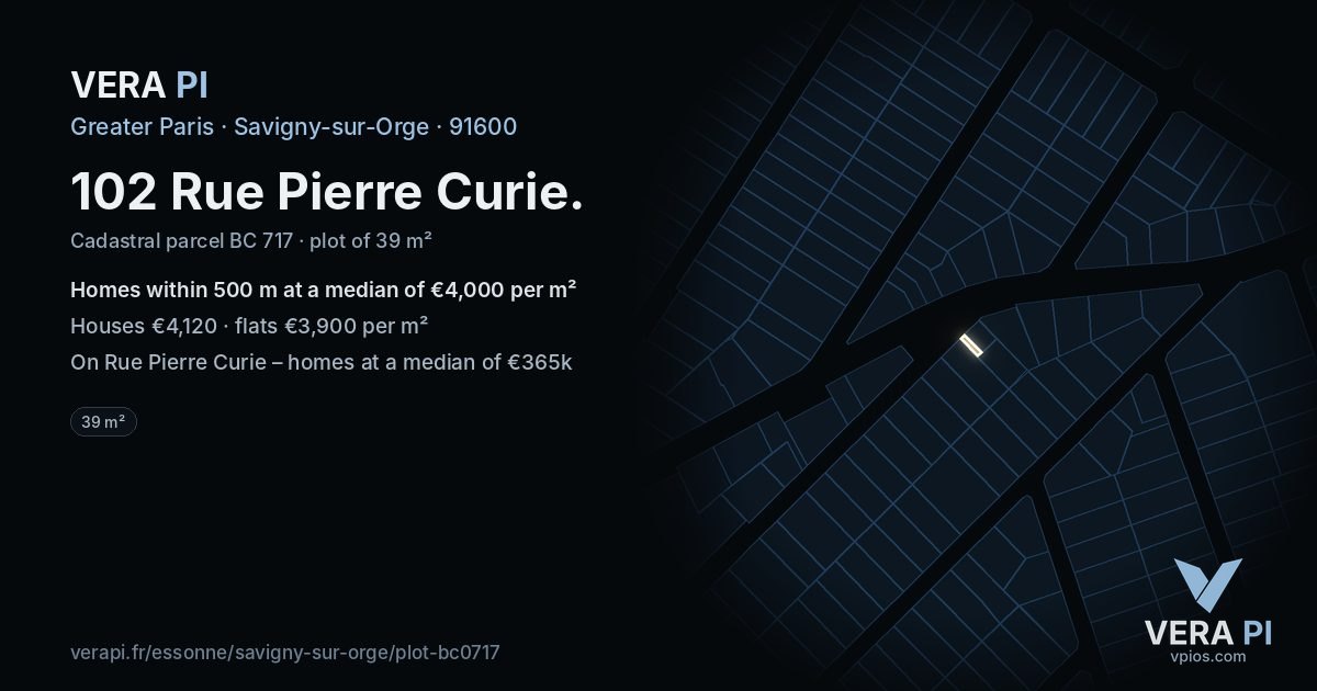 102 Rue Pierre Curie, Savigny-sur-Orge at night – the plot lit, the parcels around coloured by the prices near them