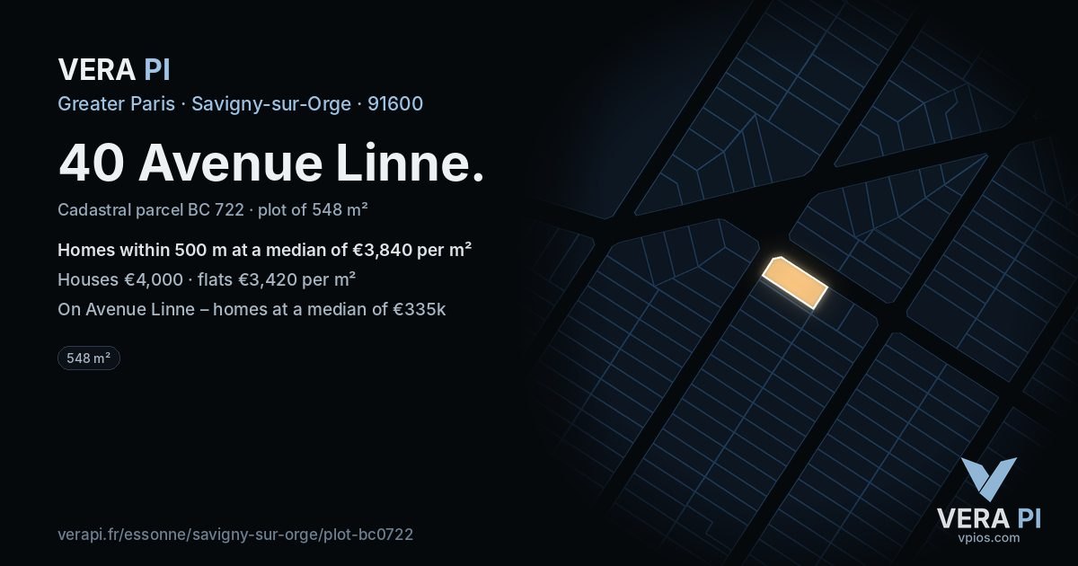40 Avenue Linne, Savigny-sur-Orge at night – the plot lit, the parcels around coloured by the prices near them