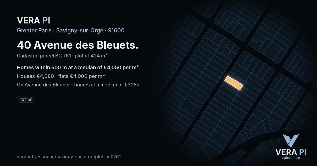 40 Avenue des Bleuets, Savigny-sur-Orge at night – the plot lit, the parcels around coloured by the prices near them