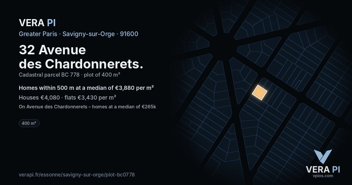 32 Avenue des Chardonnerets, Savigny-sur-Orge at night – the plot lit, the parcels around coloured by the prices near them
