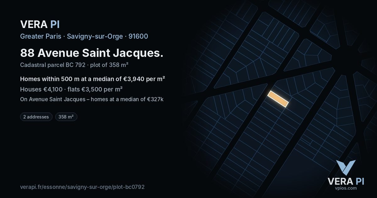 88 Avenue Saint Jacques, Savigny-sur-Orge at night – the plot lit, the parcels around coloured by the prices near them