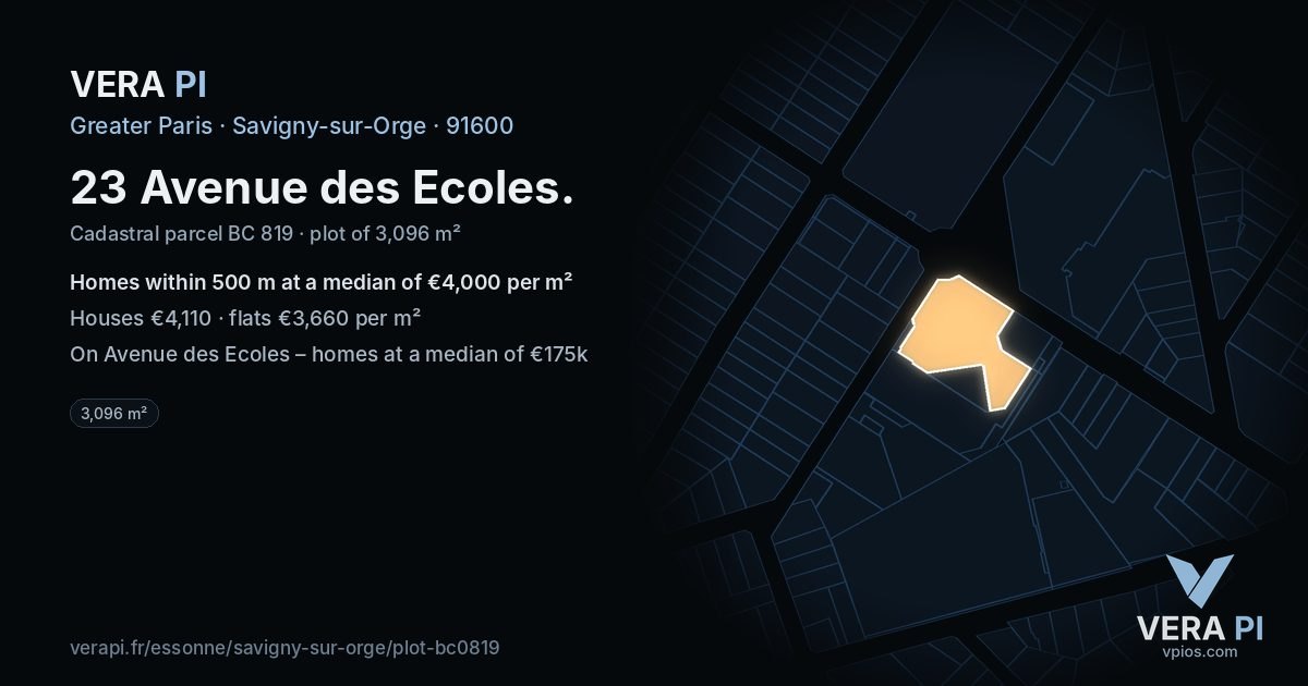 23 Avenue des Ecoles, Savigny-sur-Orge at night – the plot lit, the parcels around coloured by the prices near them