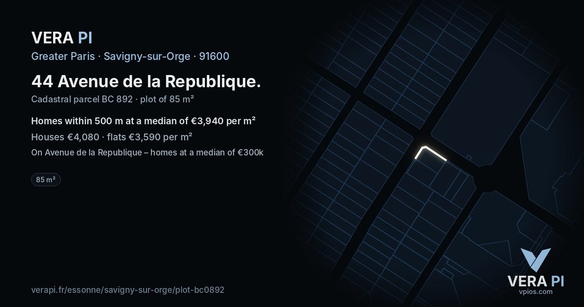 44 Avenue de la Republique, Savigny-sur-Orge at night – the plot lit, the parcels around coloured by the prices near them