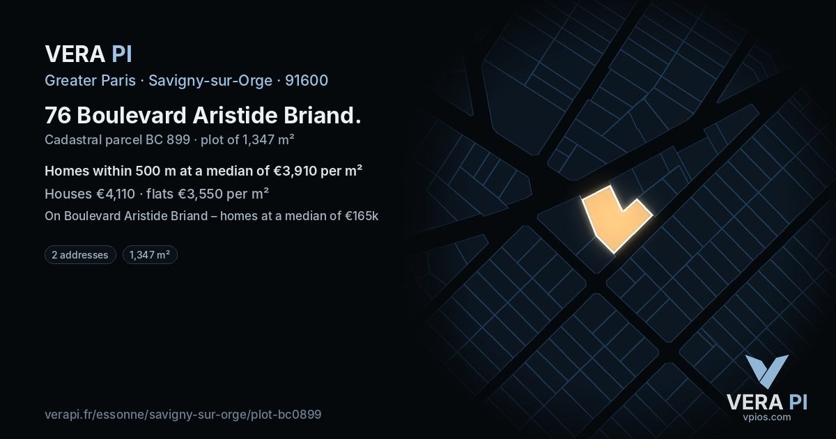 76 Boulevard Aristide Briand, Savigny-sur-Orge at night – the plot lit, the parcels around coloured by the prices near them