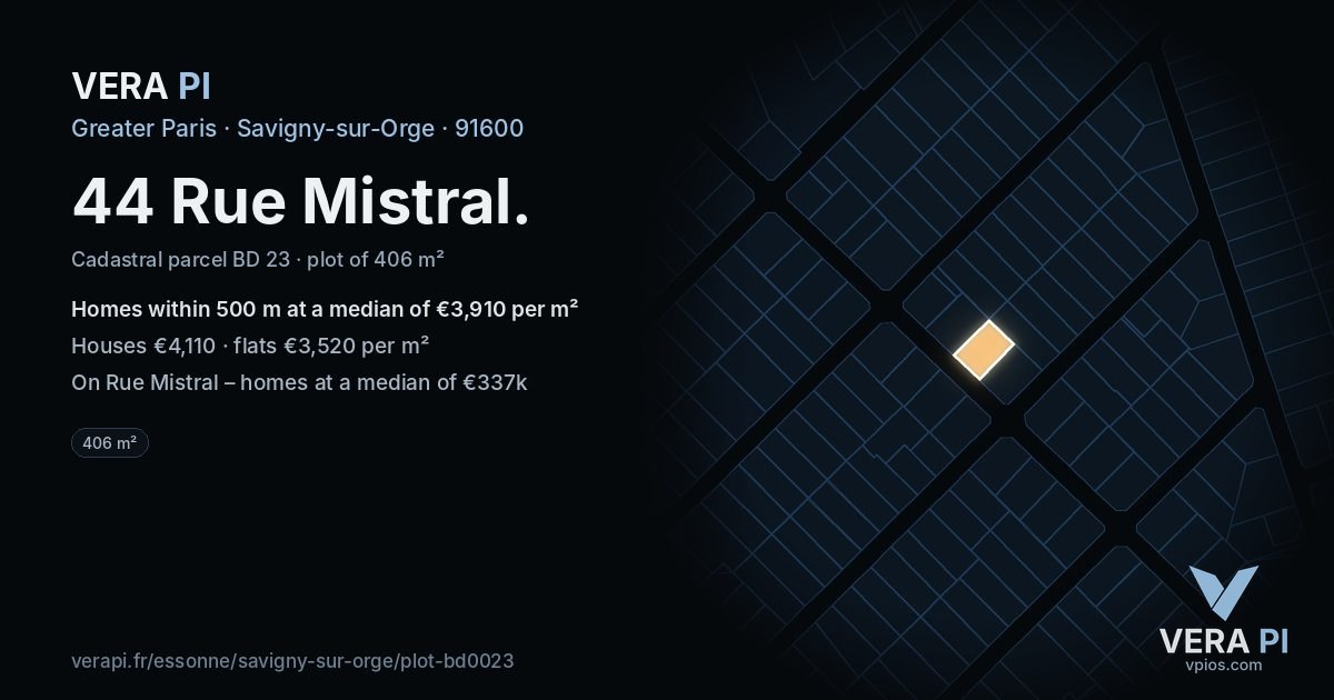 44 Rue Mistral, Savigny-sur-Orge at night – the plot lit, the parcels around coloured by the prices near them