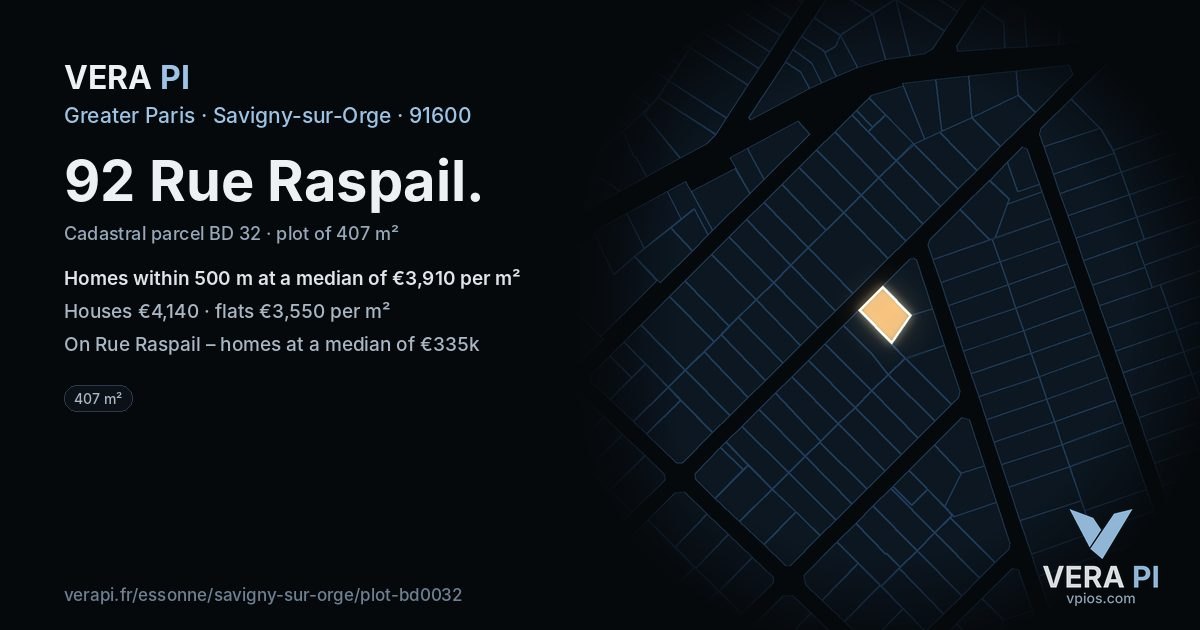 92 Rue Raspail, Savigny-sur-Orge at night – the plot lit, the parcels around coloured by the prices near them