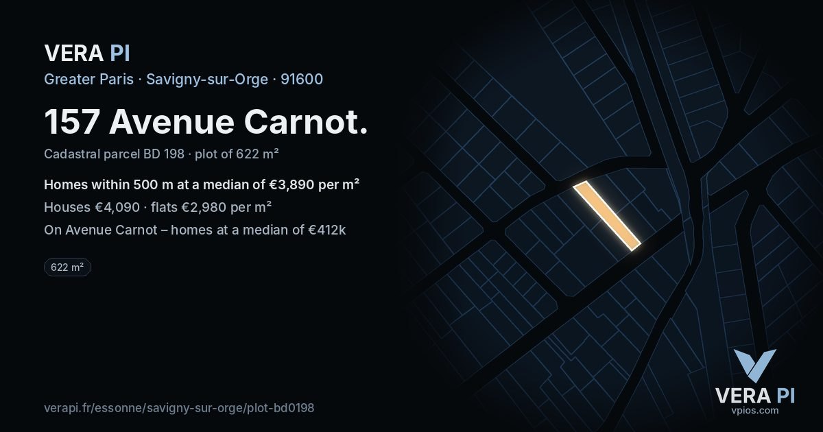 157 Avenue Carnot, Savigny-sur-Orge at night – the plot lit, the parcels around coloured by the prices near them