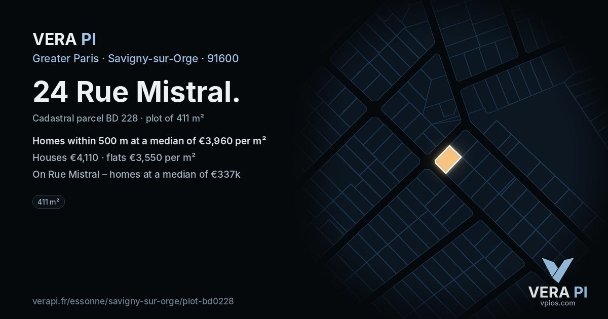 24 Rue Mistral, Savigny-sur-Orge at night – the plot lit, the parcels around coloured by the prices near them