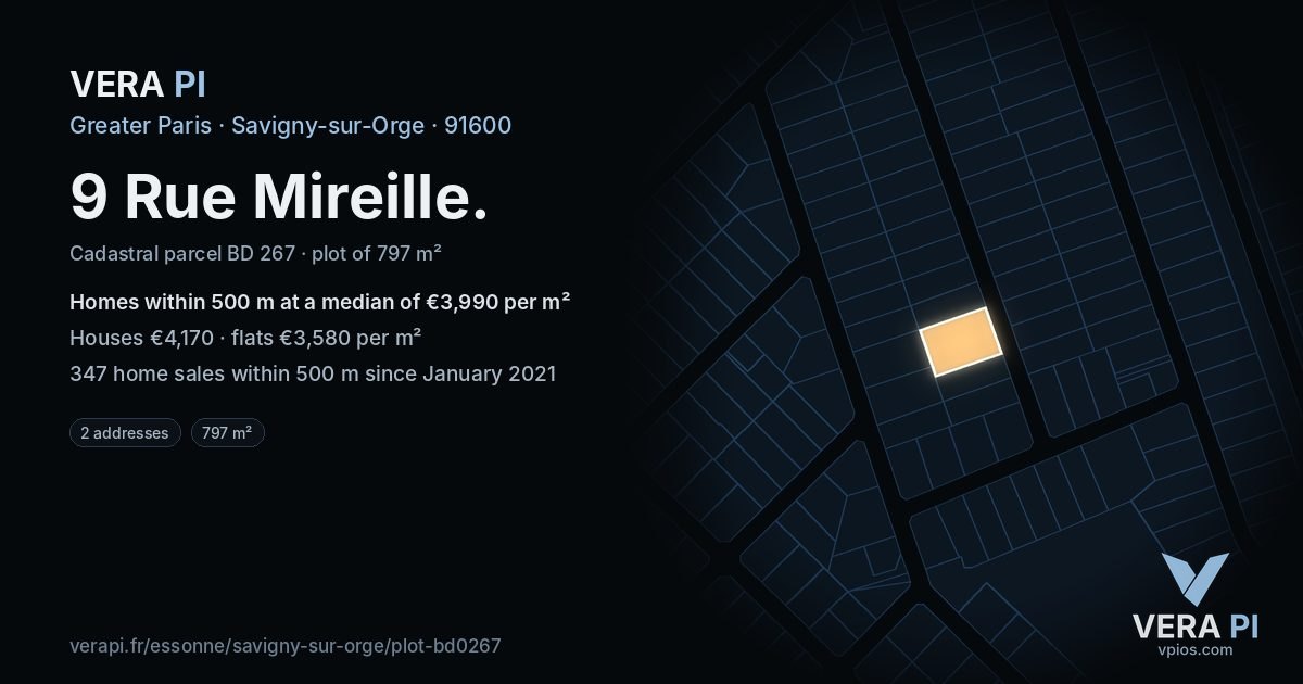 9 Rue Mireille, Savigny-sur-Orge at night – the plot lit, the parcels around coloured by the prices near them