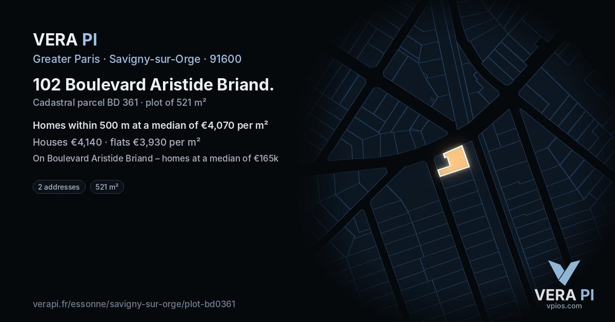 102 Boulevard Aristide Briand, Savigny-sur-Orge at night – the plot lit, the parcels around coloured by the prices near them
