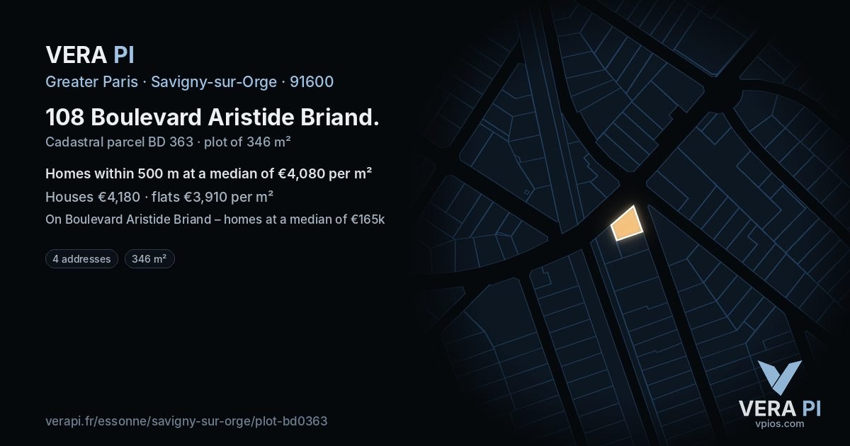 108 Boulevard Aristide Briand, Savigny-sur-Orge at night – the plot lit, the parcels around coloured by the prices near them