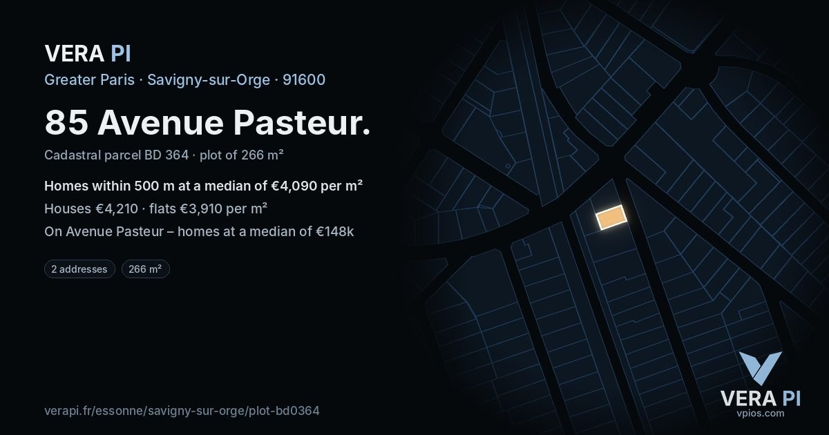 85 Avenue Pasteur, Savigny-sur-Orge at night – the plot lit, the parcels around coloured by the prices near them
