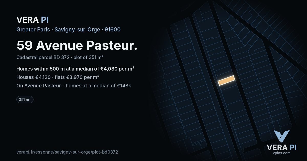 59 Avenue Pasteur, Savigny-sur-Orge at night – the plot lit, the parcels around coloured by the prices near them