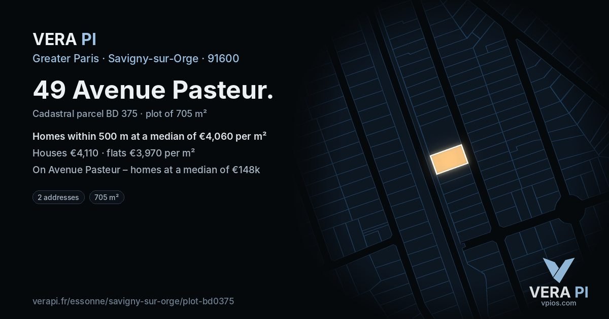 49 Avenue Pasteur, Savigny-sur-Orge at night – the plot lit, the parcels around coloured by the prices near them